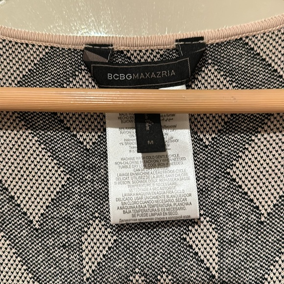 BCBG body-con top - Picture 2 of 3